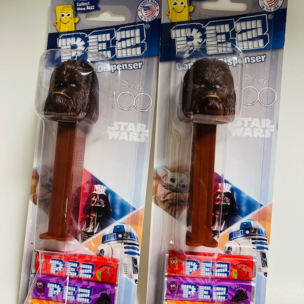 Pez Candy Dispenser Star Wars Chewbacca Set of 2